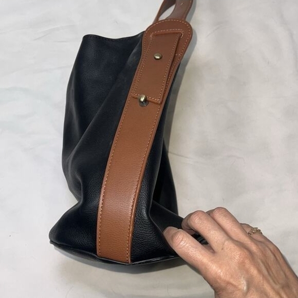 Anthropologie Georgia Bucket Black Faux Leather Women's Bag - Picture 6 of 9